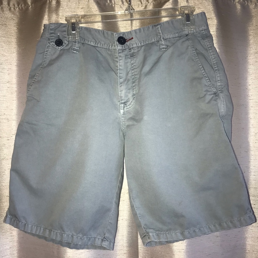 House of Howe shorts
